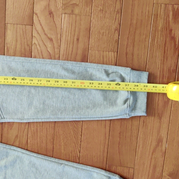 DKNY Men's matching set - Picture 10 of 10